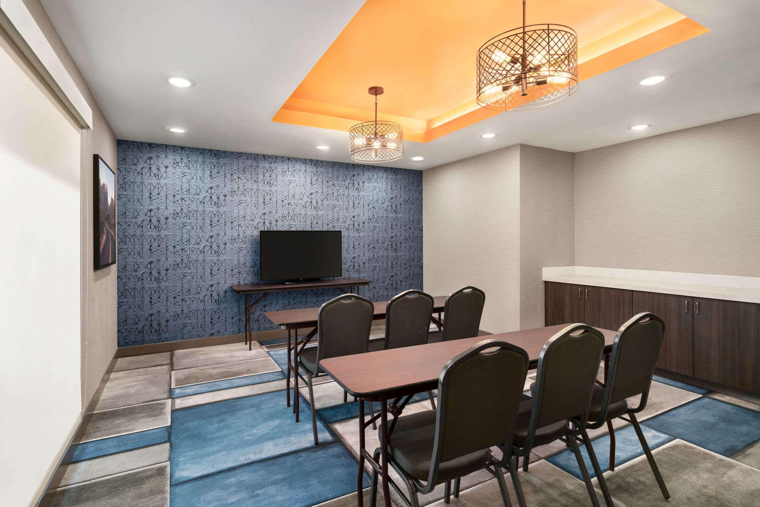 La Quinta Inn & Suites By Wyndham San Bernardino Ngoại thất bức ảnh