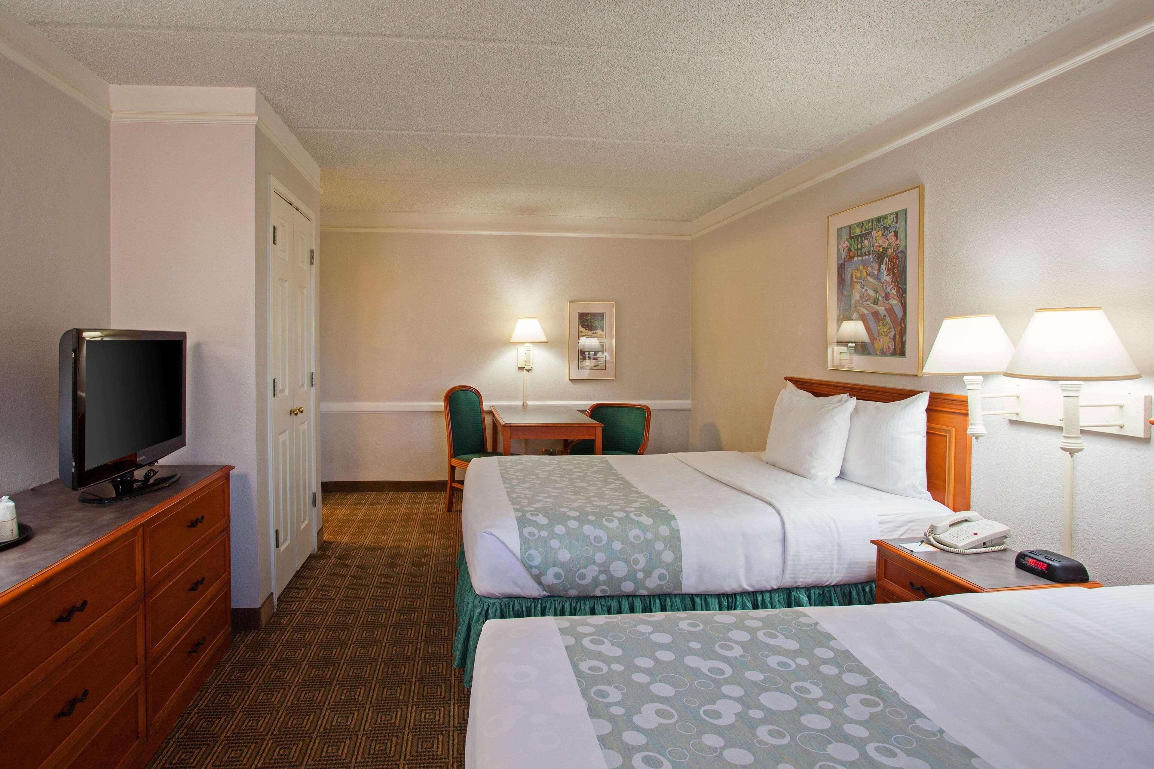 La Quinta Inn & Suites By Wyndham San Bernardino Ngoại thất bức ảnh