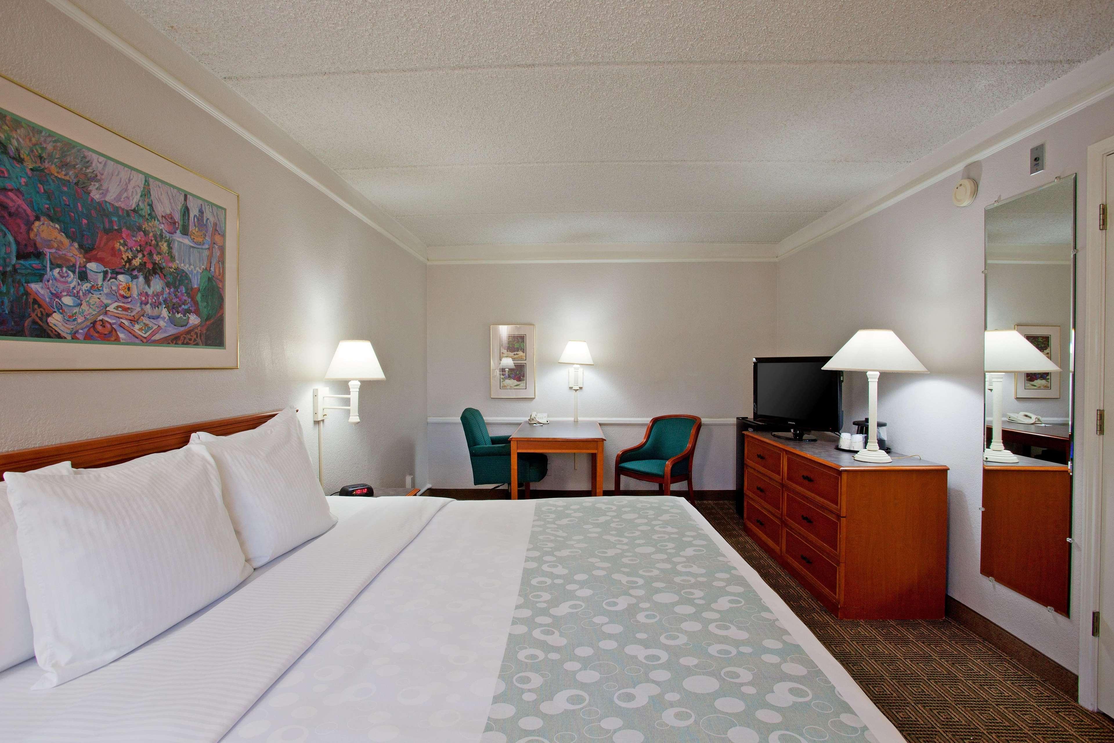 La Quinta Inn & Suites By Wyndham San Bernardino Ngoại thất bức ảnh