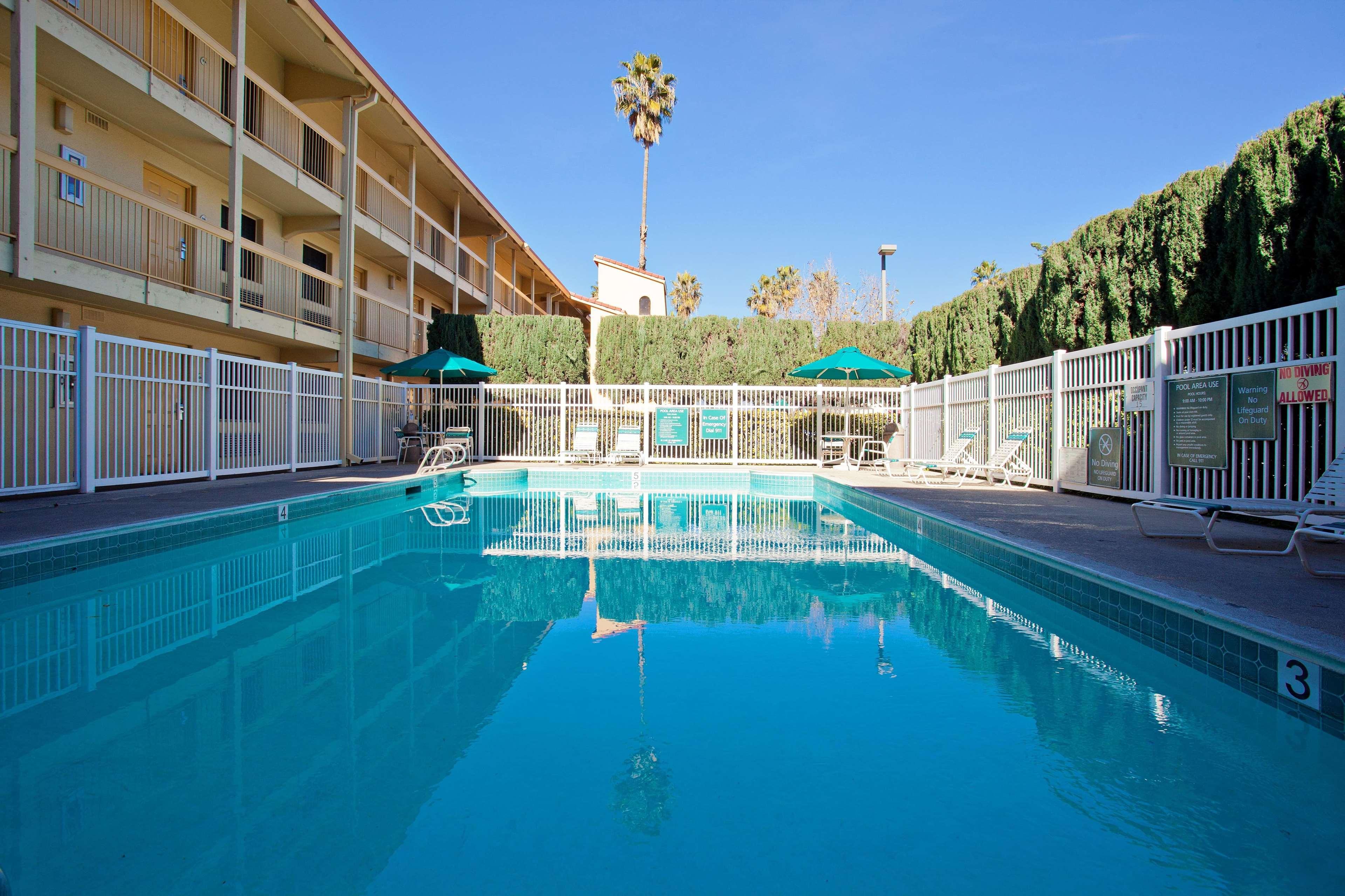 La Quinta Inn & Suites By Wyndham San Bernardino Ngoại thất bức ảnh