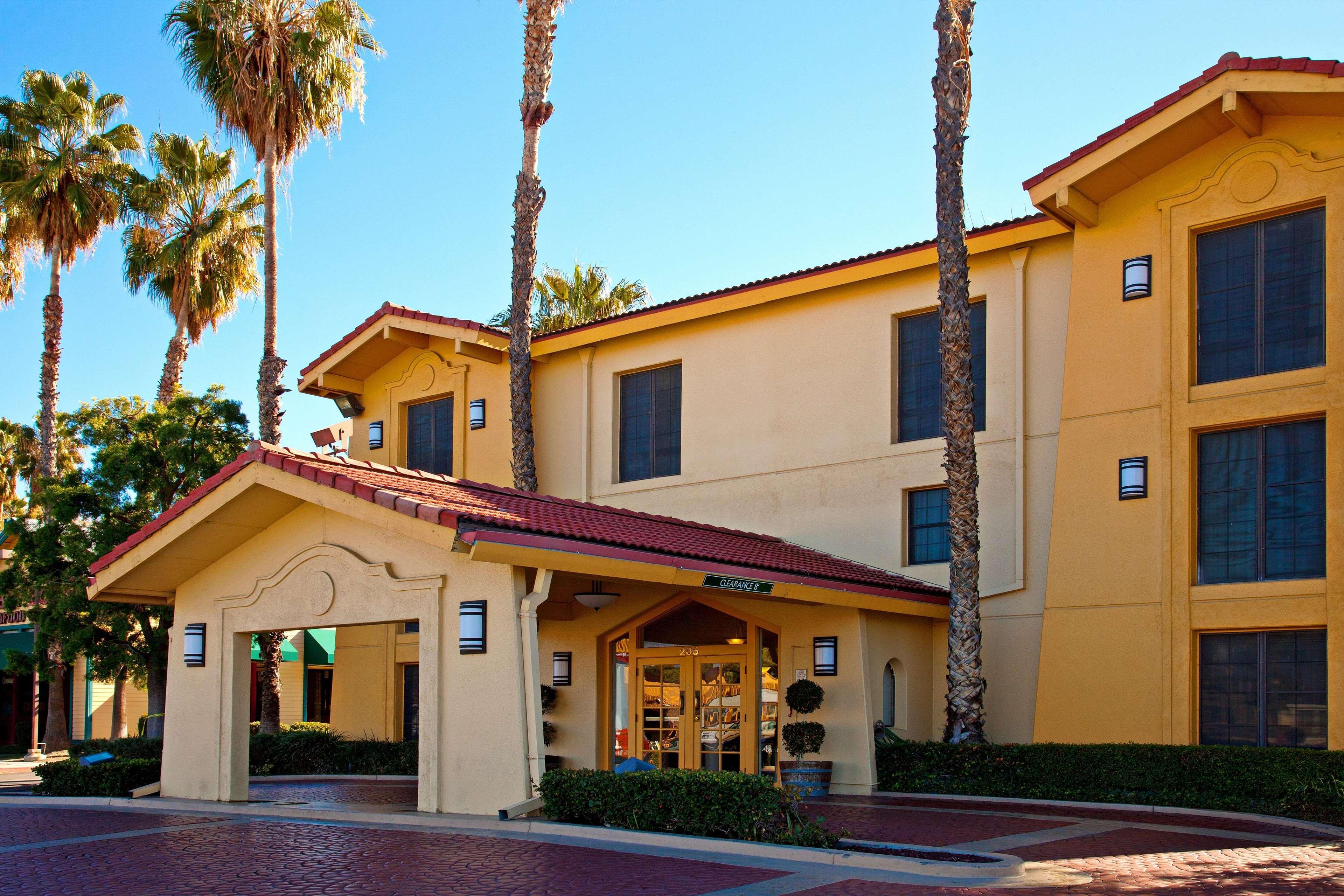 La Quinta Inn & Suites By Wyndham San Bernardino Ngoại thất bức ảnh