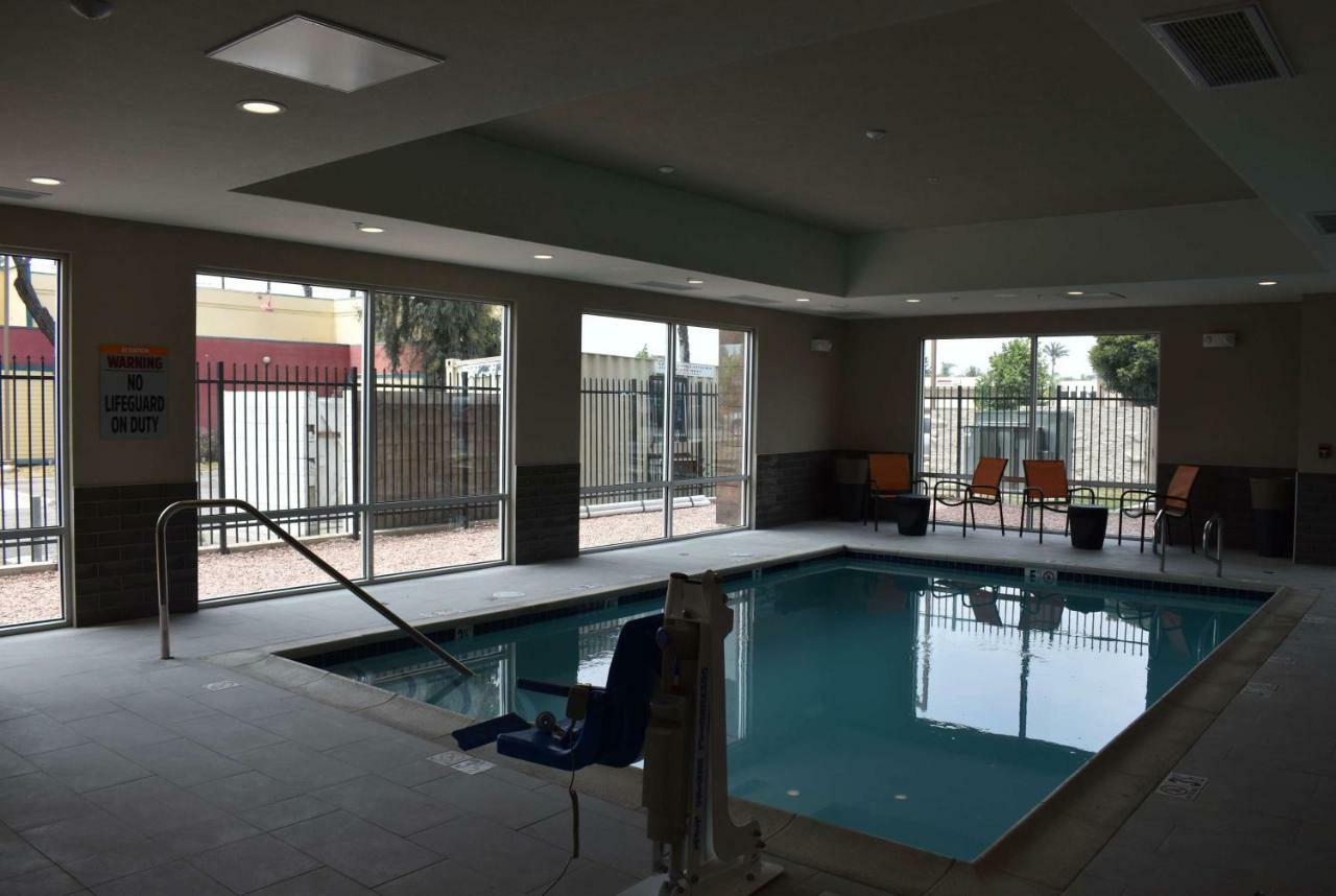 La Quinta Inn & Suites By Wyndham San Bernardino Ngoại thất bức ảnh